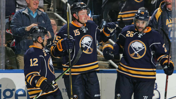 gionta-eichel-moulson-sabres-nhl-1300.jpg